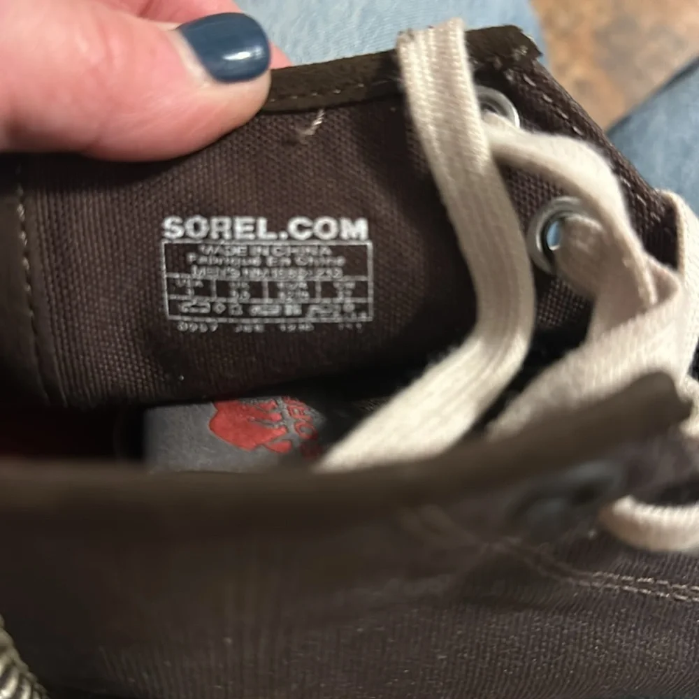 Sorel Sentry Chukka Canvas Shoe size 9
